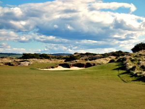 Barnbougle (Lost Farm) 16th Approach